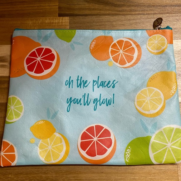 Thrive Causemetics Blue Makeup Travel Case with Fruit Design - Picture 7 of 9